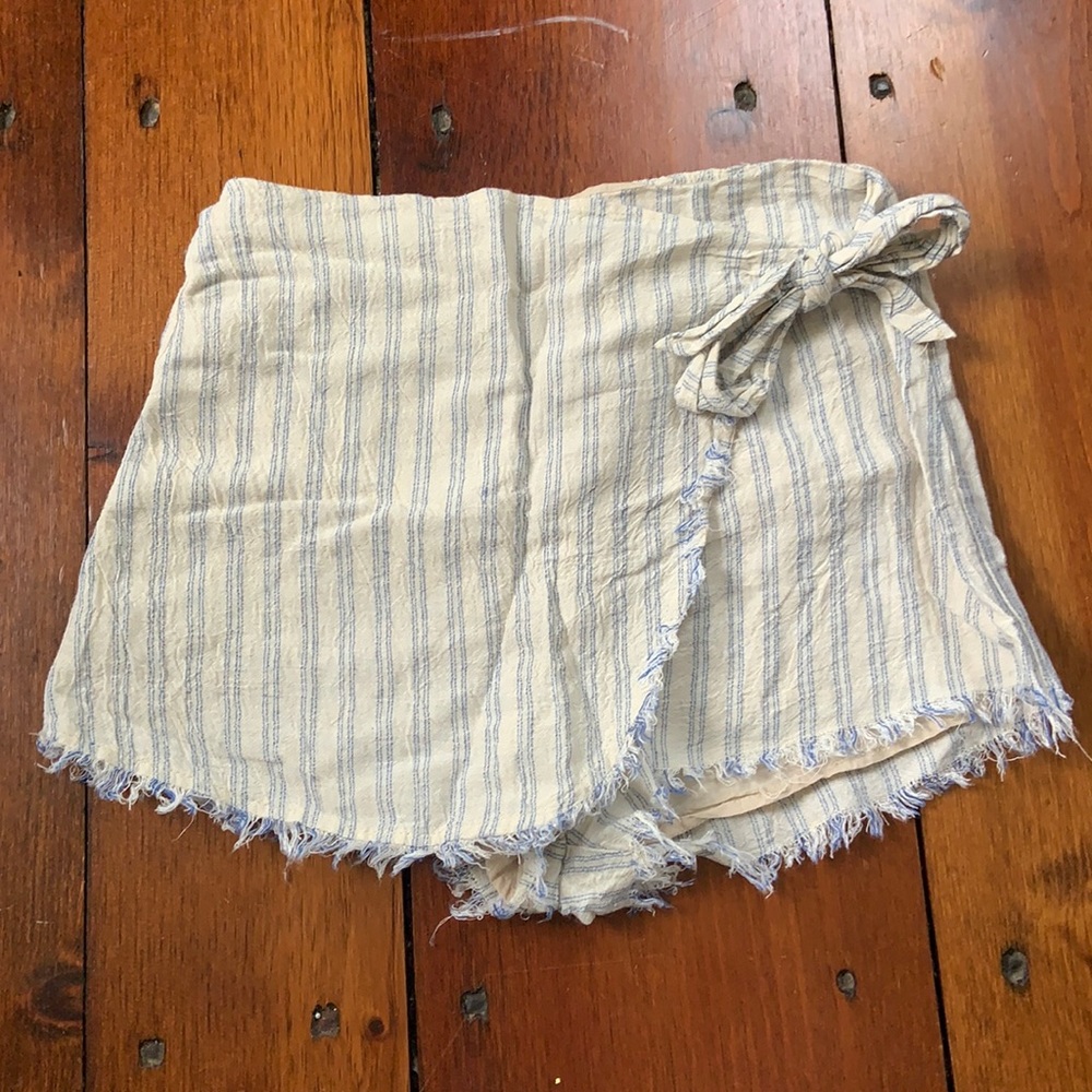Blue and cream striped summer skort, size S